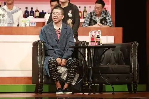 虽然中国目前还缺乏足够数量的脱口秀表演者,但是腾讯视频正努力与