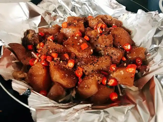 无油锡纸黑椒鸡胸肉鲜嫩美味超低卡减肥健身餐首选