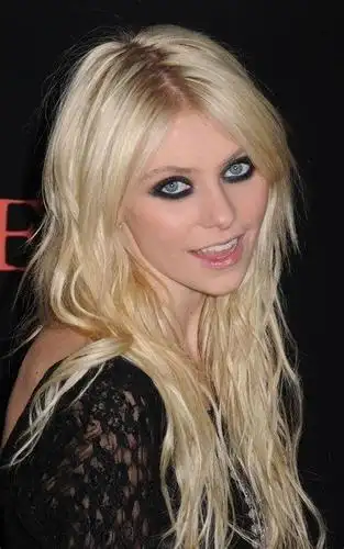 美丽女星:taylor momsen