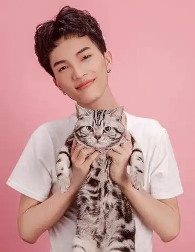 刺激战场虎牙星联赛,不求人颇受期待,那个被误封10年的男人来了