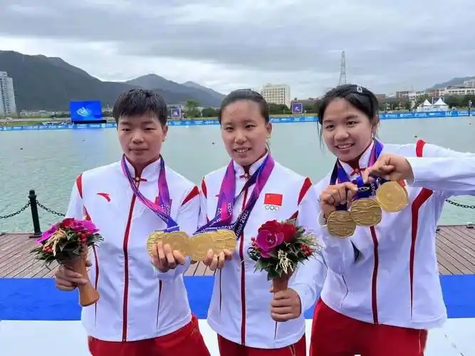 杭州亚运会温州健儿创历史!_游泳_选手_金牌