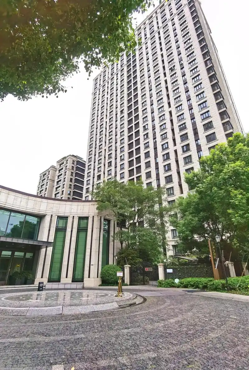 上海新天地顶级豪宅【翠湖天地隽荟】#热门话题  翠湖天地61隽 - 抖