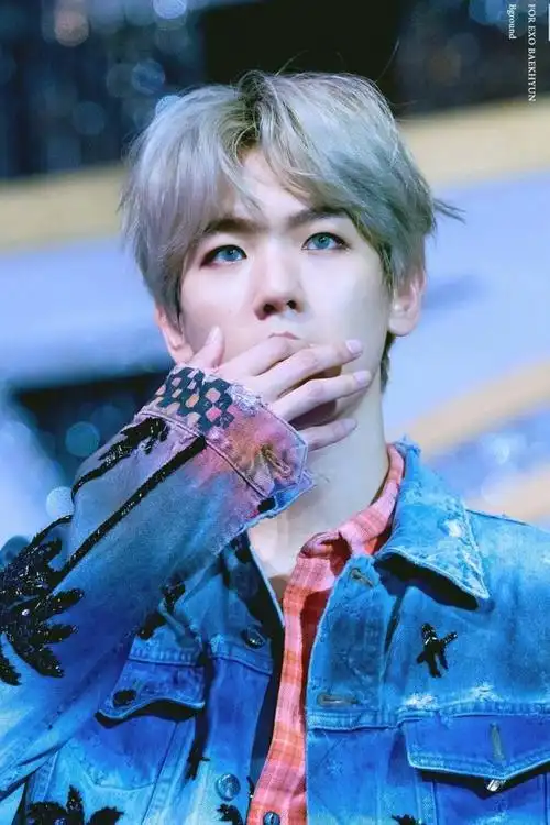 边伯贤获得2020mama最佳男歌手