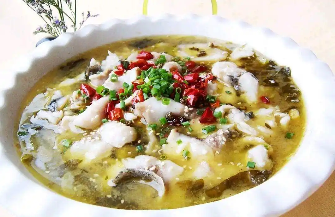 酸菜水煮鱼片让你胃口打开,多吃10碗饭,味道简直太酸爽