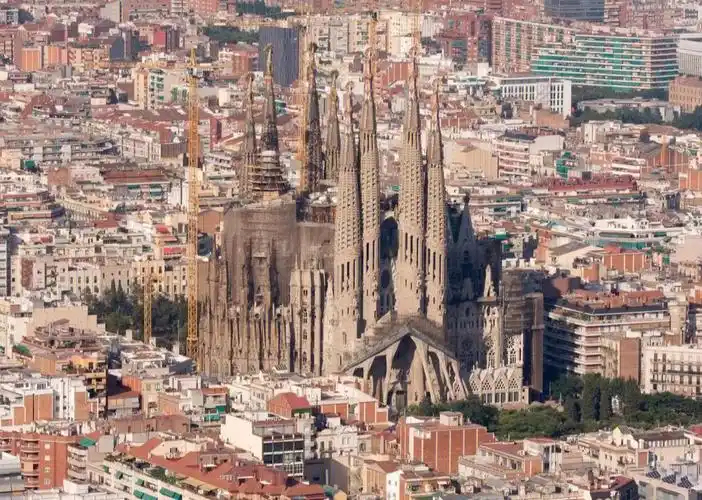 圣家族大教堂古埃尔公园米拉公寓巴特罗