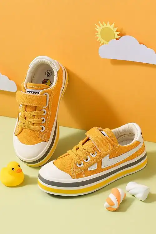 芭芭鸭儿童帆布鞋男童鞋女童板鞋休闲春季新款中小童鞋子