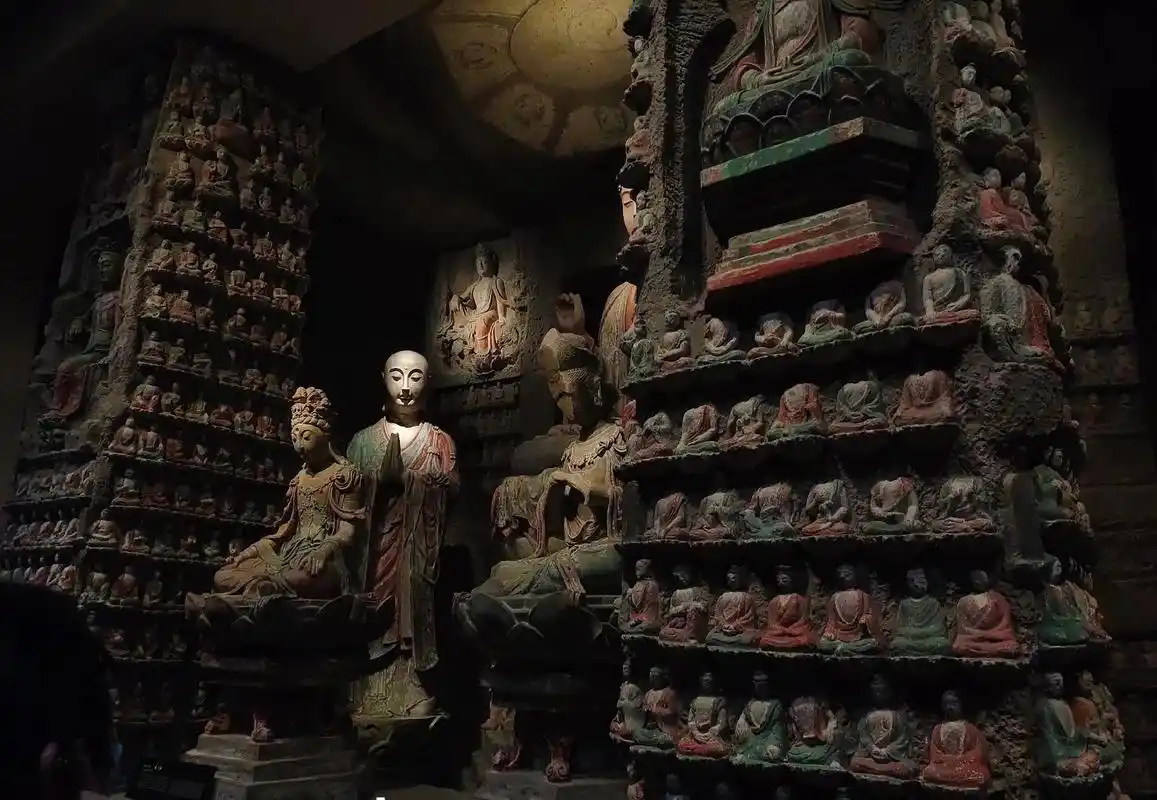 中国文化……#值得一去的博物馆 #记录历史的痕迹 迟来的历史 - 抖音