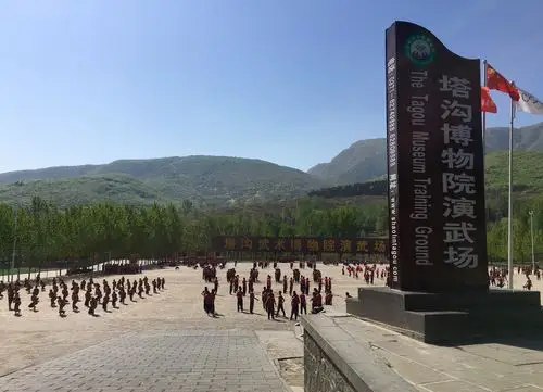 少林塔沟武校,一所文武兼修,封闭管理的武术学校.