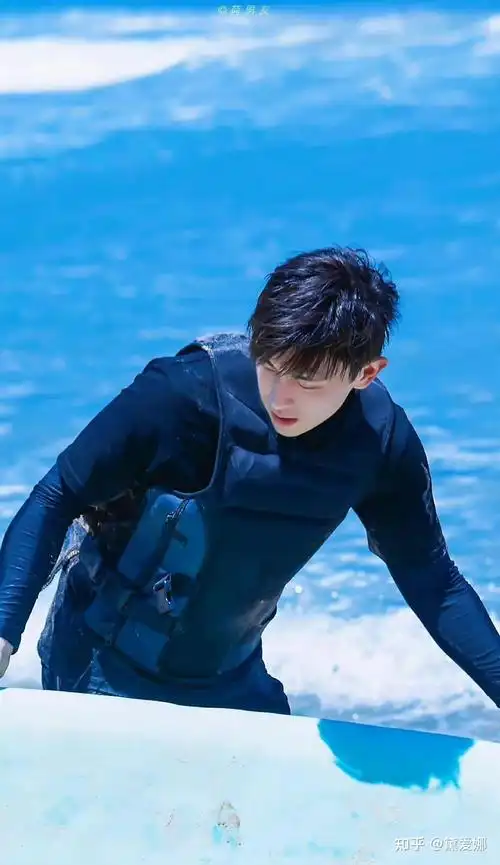 邓伦,杀青愉快. - 知乎