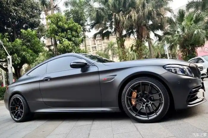 慢出c63 coupe 哑光石墨灰