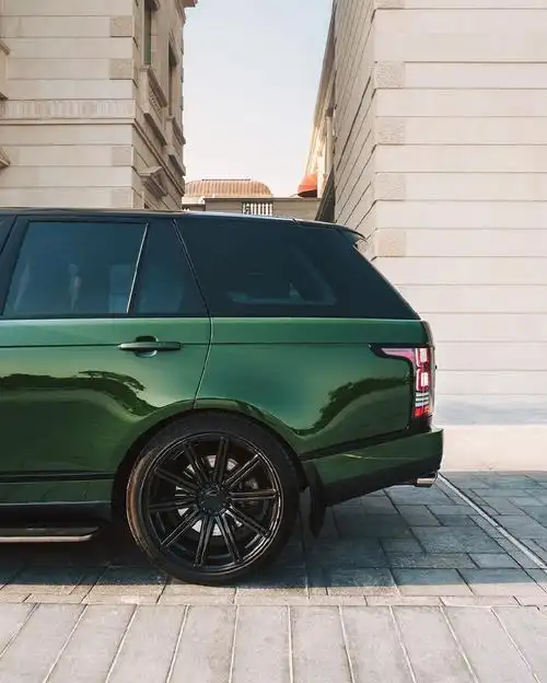 英国赛车绿路虎range rover vogue