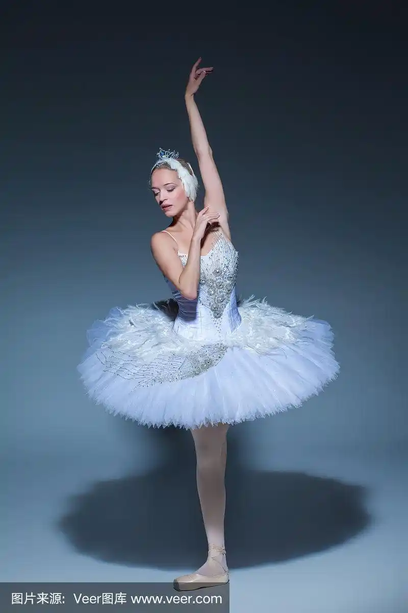 蓝色背景上的芭蕾舞女演员的肖像