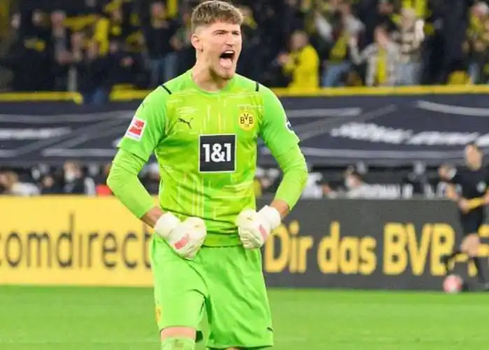 瑞士队官方多特门将科贝尔因伤退出本次大名单