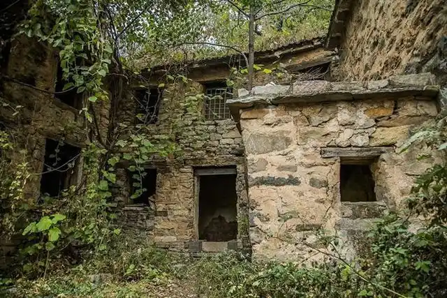 国内第一鬼村恐怖电影在此取景神秘事件另有原因