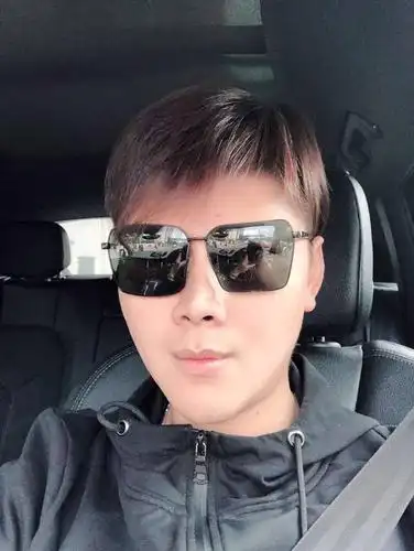 39岁离异男征婚照片(id:2671109)_广东广州征婚交友_我主良缘网