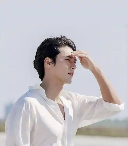 玄彬代言照曝光,360度0死角侧脸,帅哭粉丝_欧巴_策划_穿着