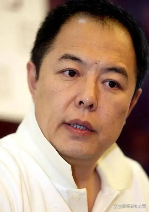 17岁的张铁林跟大多数考生一样,对高考寄予厚望,想通过奋发图强改变