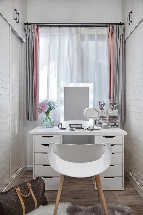 一居室北欧空间梳妆台图片