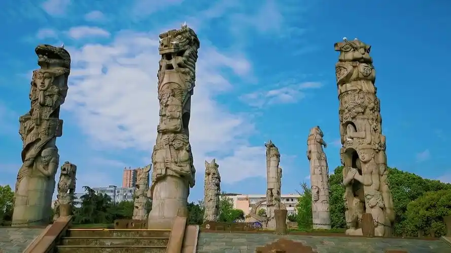 德阳市石刻公园这么美的时候见过吗?