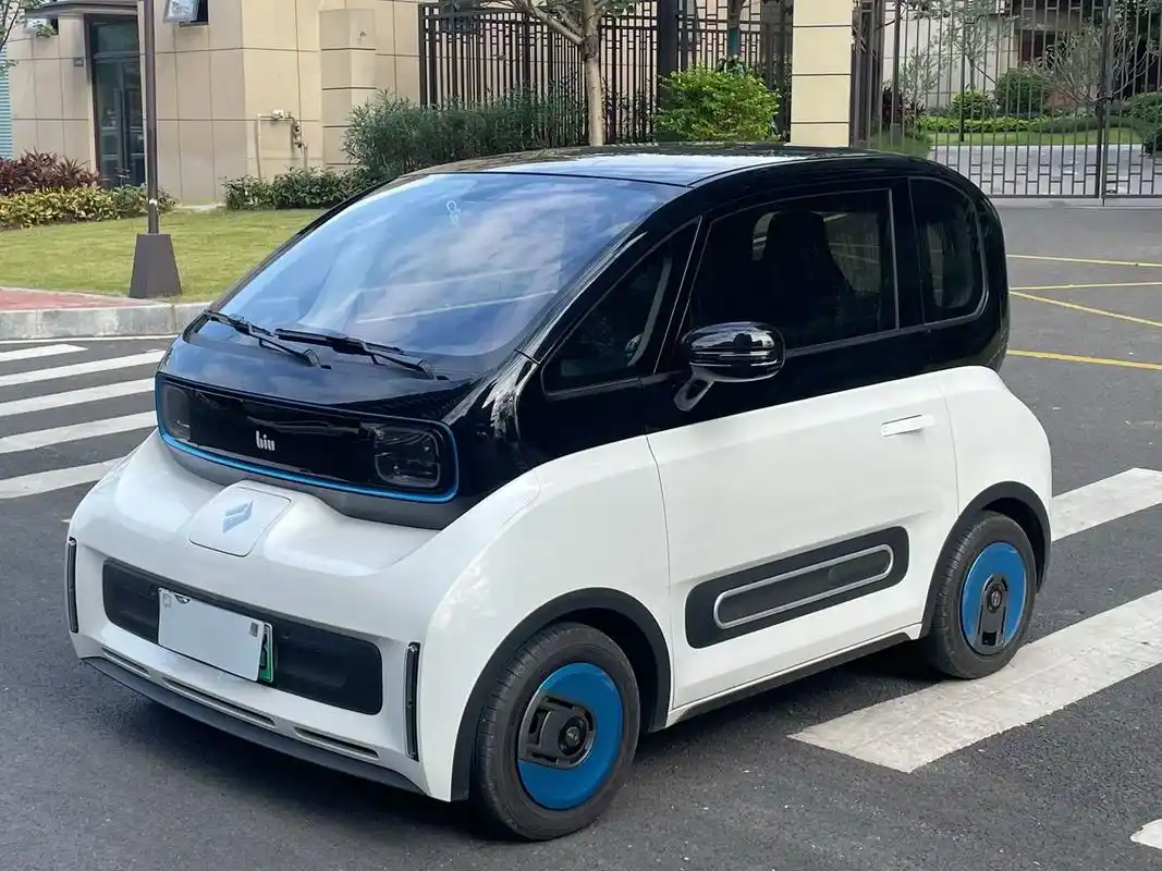 续航305 宝骏e300 才跑了三千公里.【车辆型号】宝骏  - 抖音