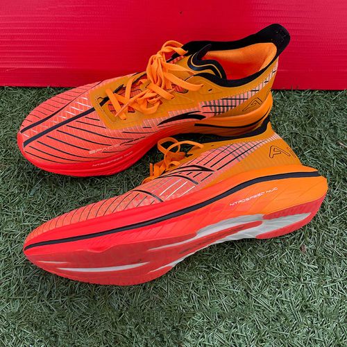 特步160x2代碳跑鞋竞速马拉松超轻耐磨鸳鸯情侣潮流260x跑步训练