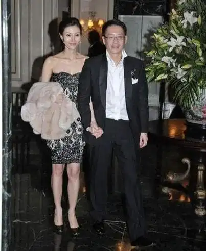 李嘉欣的老公刘嘉玲的前男友贵族气质的许晋亨