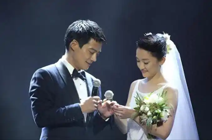 周迅的个人资料简介48岁的周迅为什么不生孩子