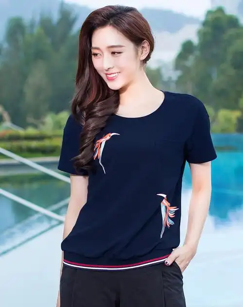 大码女装圆领短袖休闲百搭t恤黑色