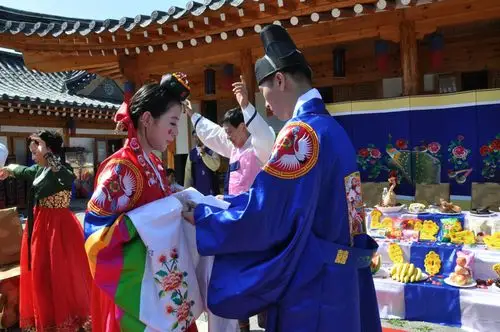 朝鲜族传统婚礼