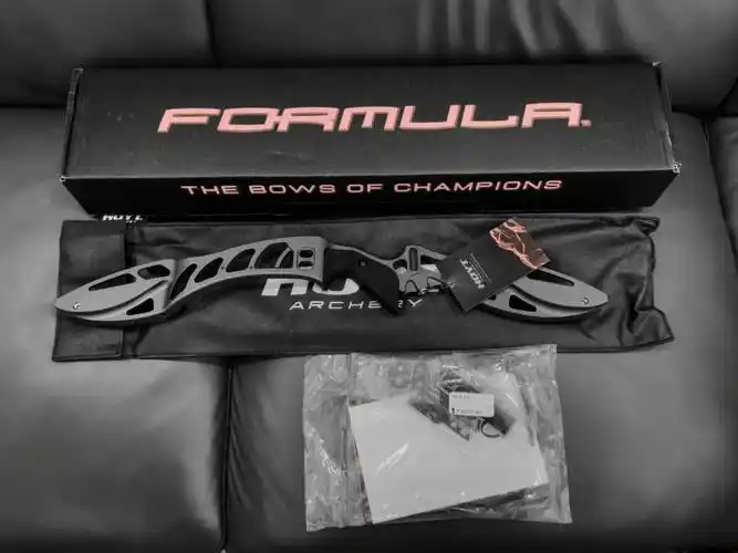 霍伊特新弓把hoytformulaxd