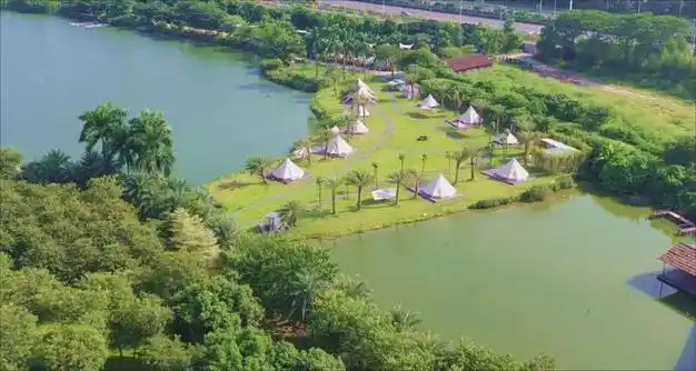 漾·南海湾营地依2000亩