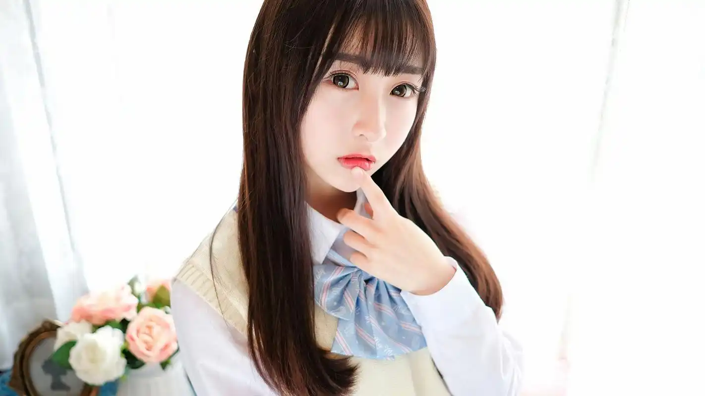 可爱甜美萝莉治愈系唯美高清桌面壁纸