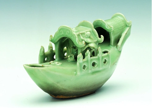 浙江龙泉青瓷亮相故宫 11月将返乡在浙博展出