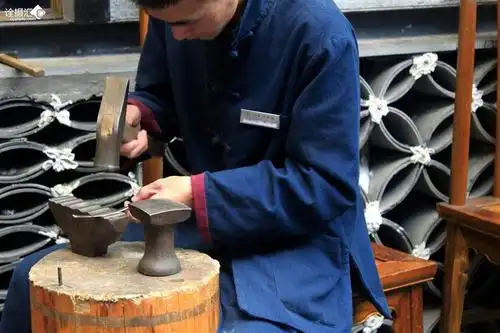 零敲碎打的银匠