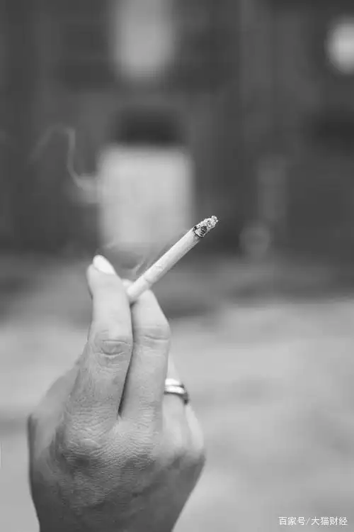 千亿女烟王狼狈落马,都是情夫惹得祸?