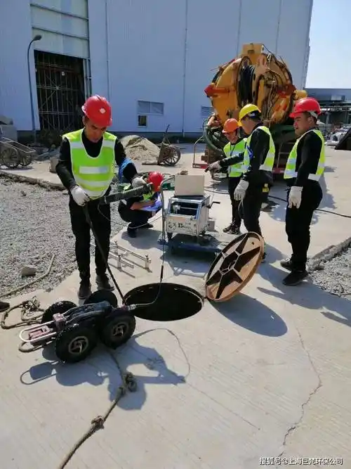 上海管道检测 上海排污管网cctv检测 上海机器人检测雨污水管道_进行