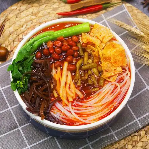 广西柳州正宗特产螺蛳粉螺丝粉300克5包装速食视频