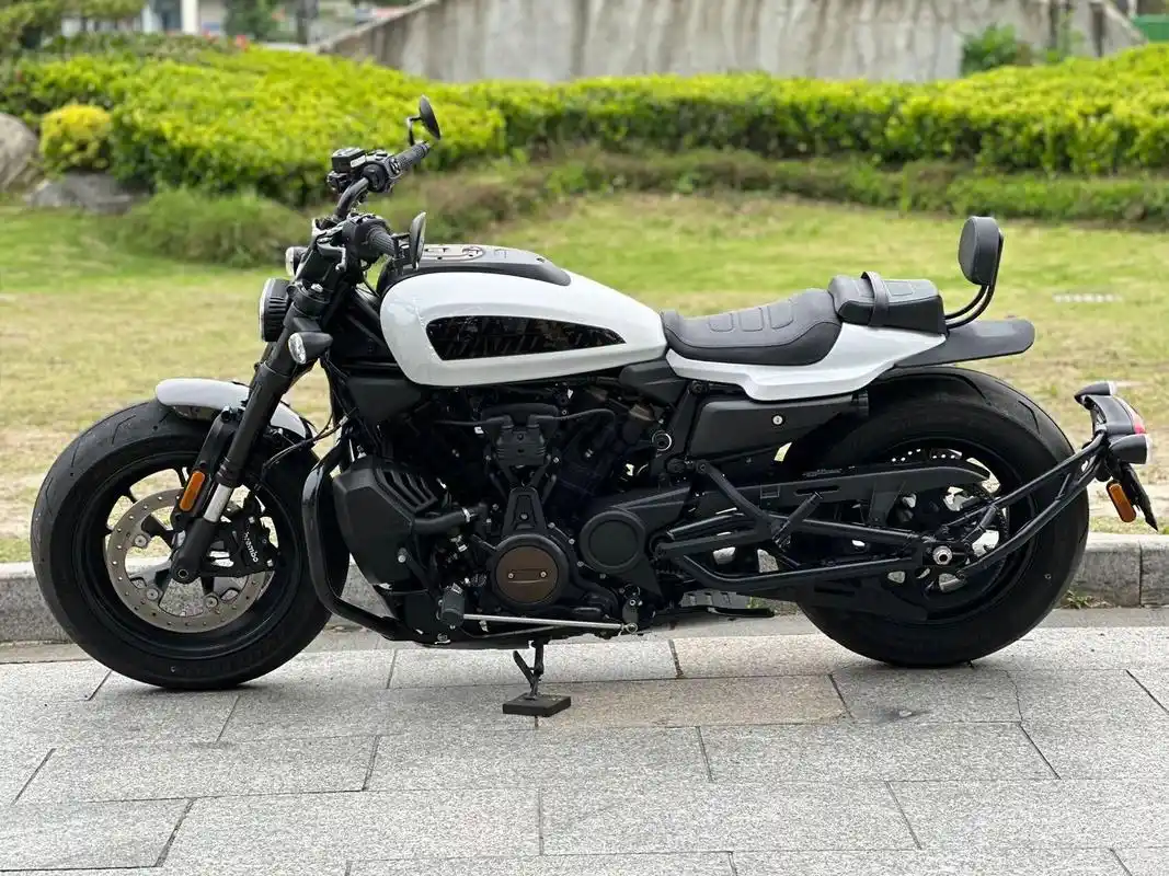 哈雷运动者1250s 2022年 上牌 6000公里哈雷1250ss运动 随时提档过户