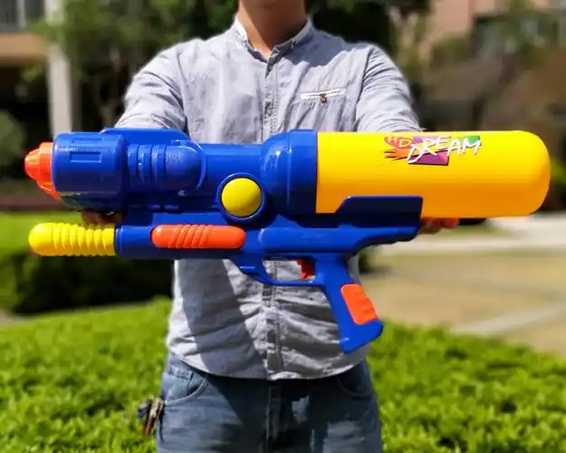 超大儿童玩具水枪抽拉打水枪小孩水枪男孩戏水特大呲水枪喷水情人节