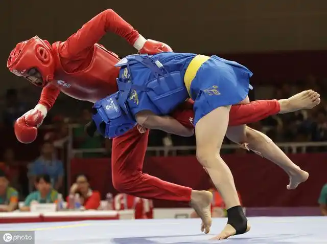 摔法在散打中的实战应用_网易订阅