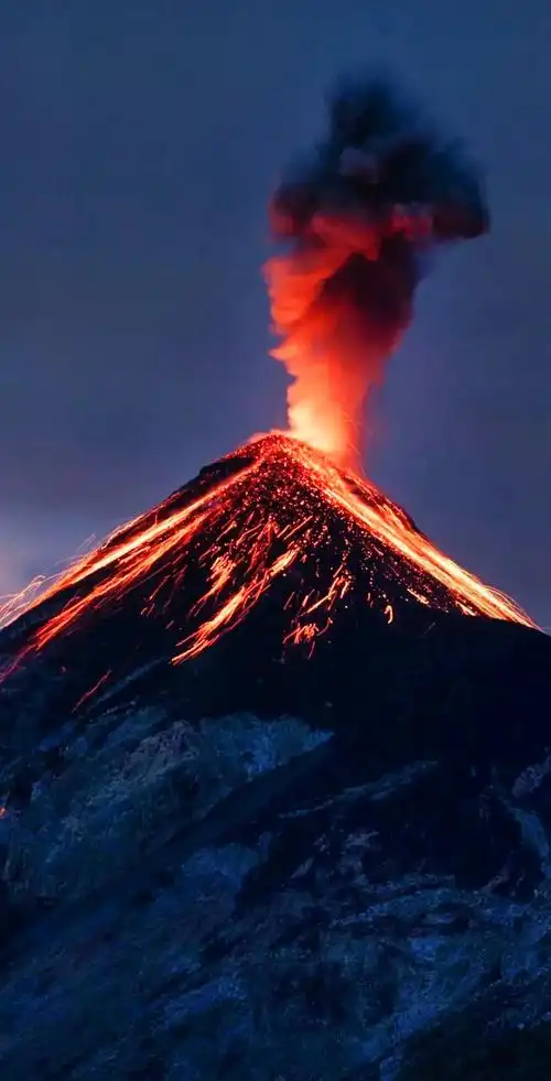 壁纸推荐丨永远有人十七岁 但是没有人永远十七岁.#屏保该换了 - 抖音