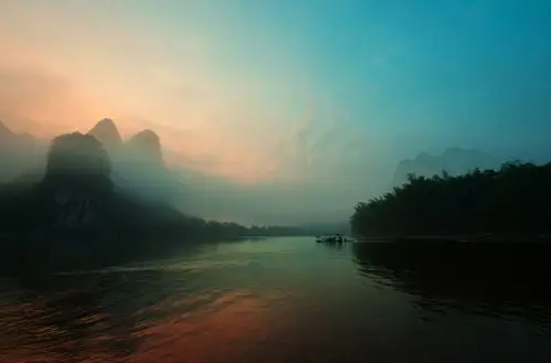 漓江晨色