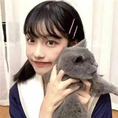 00后女生头像可爱萌妹子我不仅有钱还会开心