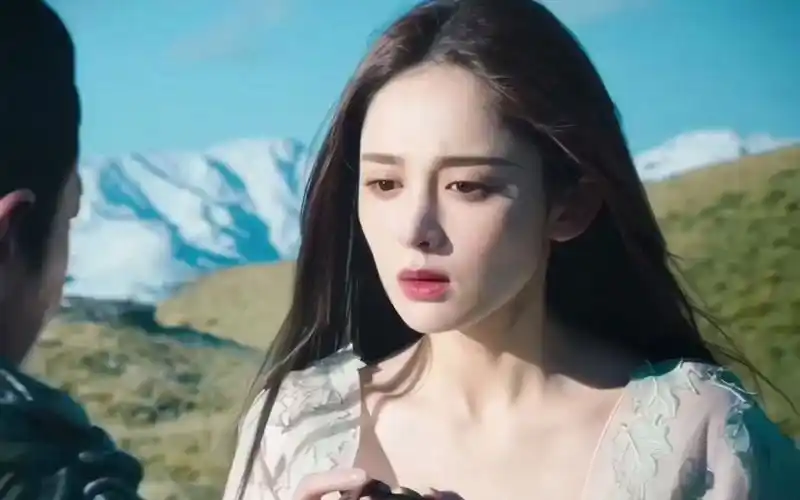 娜扎简直满足了我对貂蝉所有的美好幻想