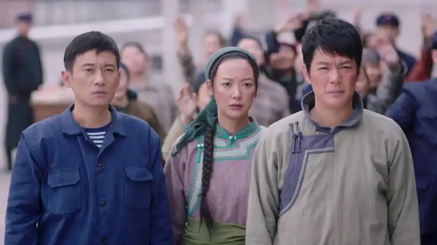 国家孩子:朝鲁等人虽然不舍阿藤花,但还是送她上了火车!