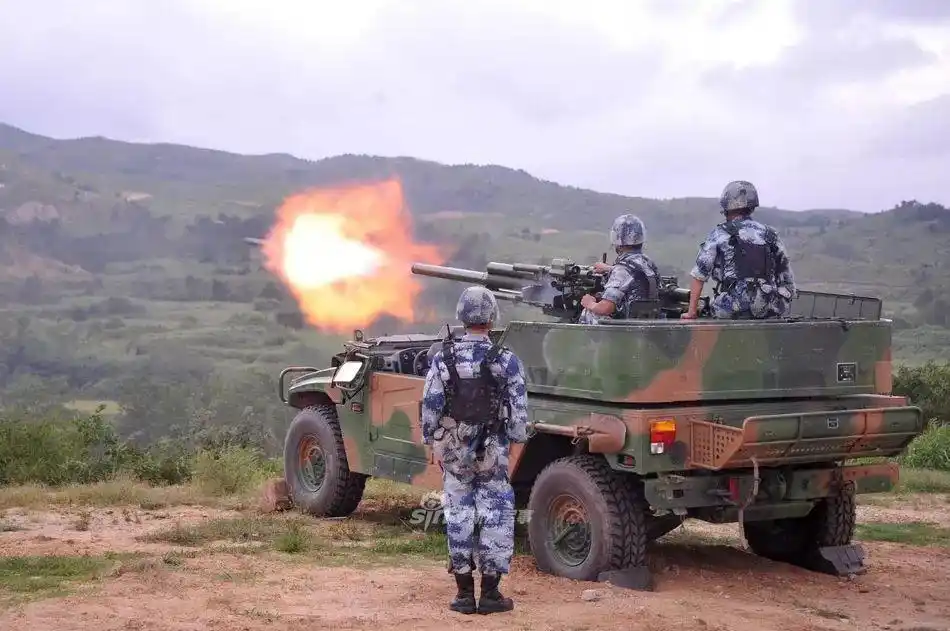 影像志:解放军合成营速射迫击炮曝光!