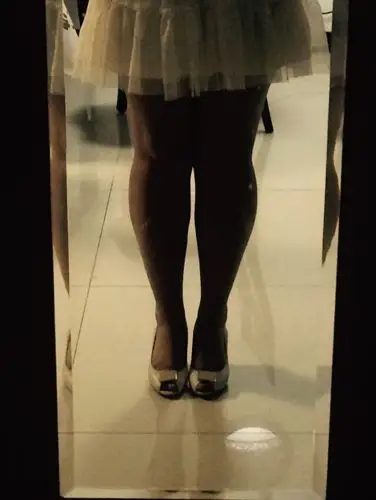 腿粗尤其小腿粗怎么办 但不太属于肌肉型 求大家帮我看看还有救吗