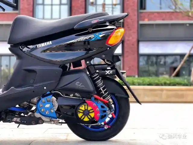 【改装分享】先求姿态后求快 - 福喜100改装4v61展示