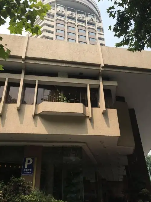 主题:[iphone]不吐不快,刚刚的经历!杭州友好饭店?