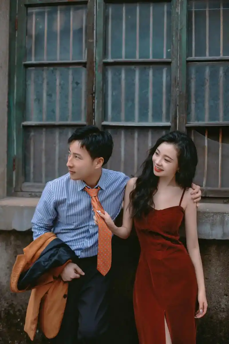 港风 #情侣写真 - 抖音